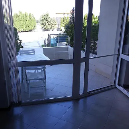 синята дъга Aparthotel