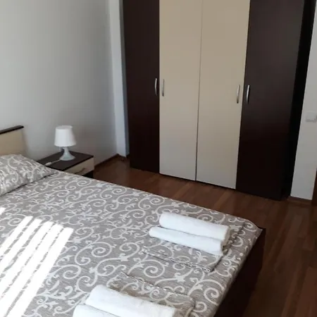 Aparthotel синята дъга Chernomorets